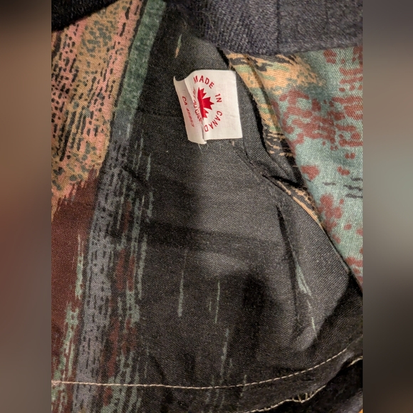 "handcut by preloved" Kiki dress made from vintage Wool & Materials - Picture 5 of 5